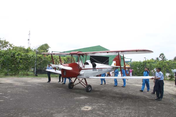 The Tiger Moth and Chipmunk Take to the Skies This Saturday