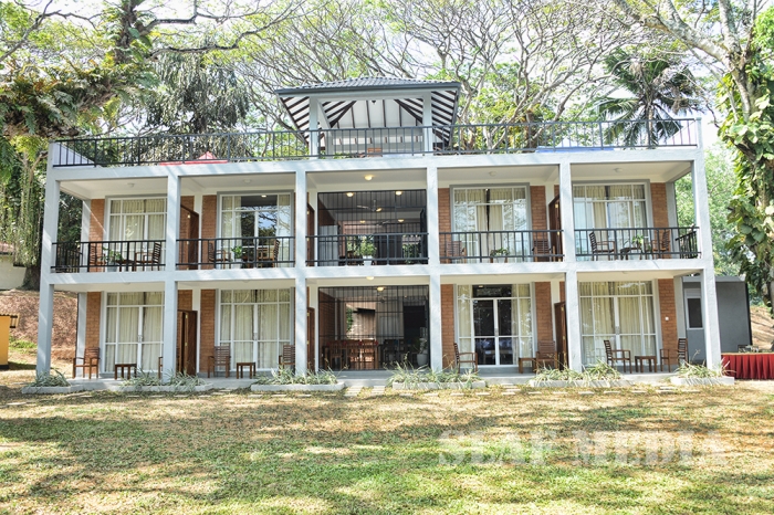Southern Horizon Chalet and Officer's Transit Block Open at Koggala