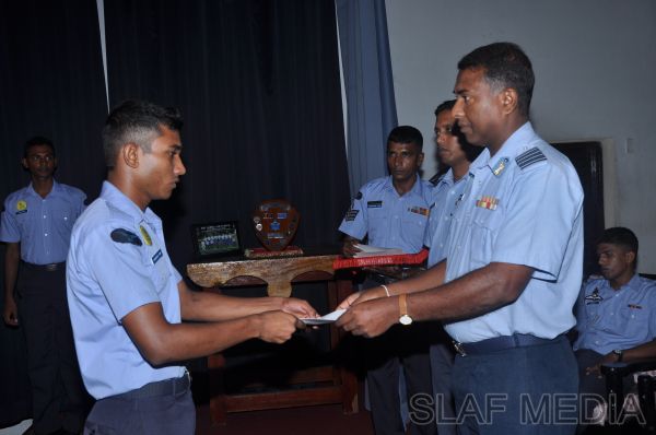 Closing Address Ceremony of No. 149 Air Photo Basic Course