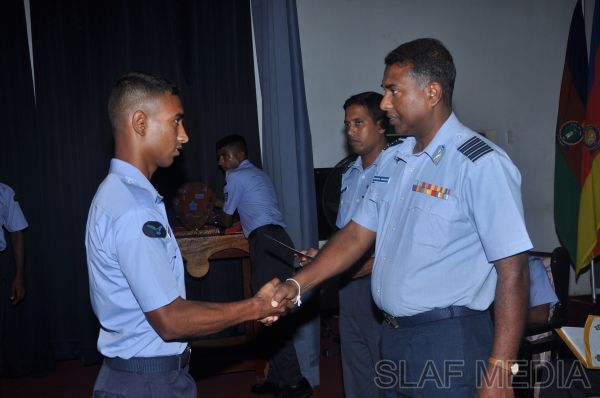 Closing Address Ceremony of No. 149 Air Photo Basic Course