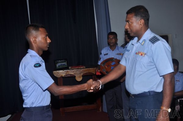 Closing Address Ceremony of No. 149 Air Photo Basic Course