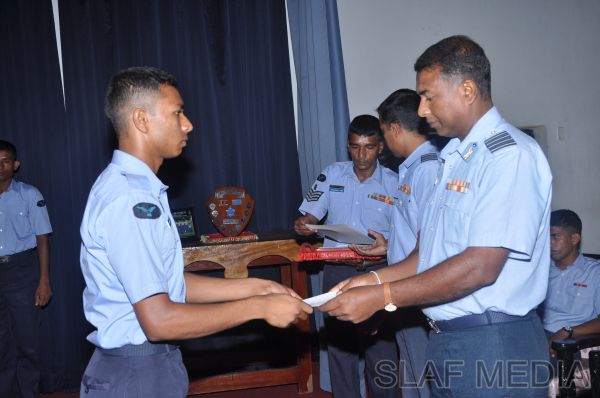 Closing Address Ceremony of No. 149 Air Photo Basic Course
