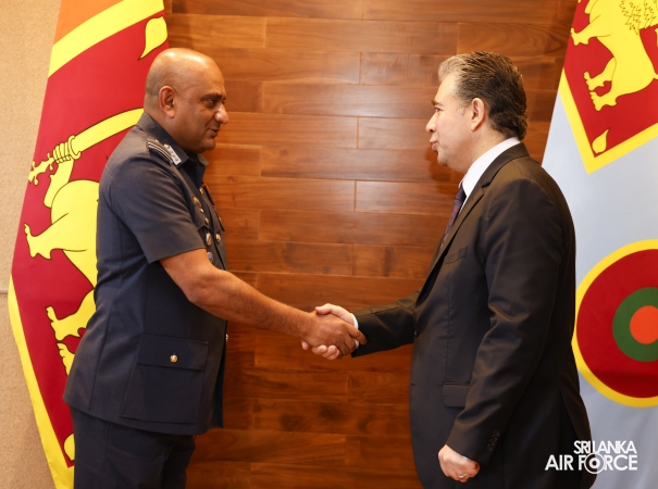 AMBASSADOR OF TURKIYE TO SRI LANKA CALLS ON THE COMMANDER