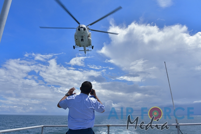 'Tuskers of the Sky' Conducts Maritime Search and Rescue Operation with Sri Lanka Navy
