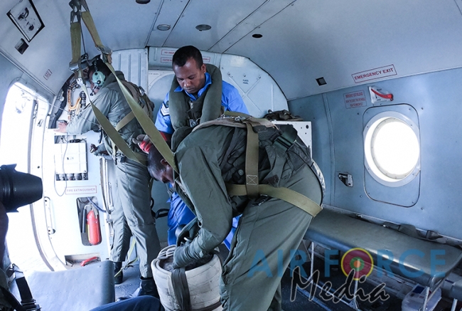 'Tuskers of the Sky' Conducts Maritime Search and Rescue Operation with Sri Lanka Navy