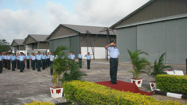 නියමුවන් රහිත
බලඝණය දෙවන සංවත්සරය සමරයි නියමුවන් රහිත බලඝණය දෙවන සංවත්සරය සමරයි