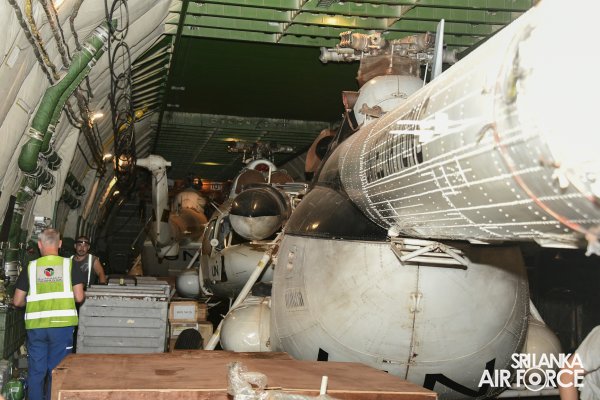 SRI LANKA AVIATION CONTINGENT MINUSCA ROTATES MI-17 HELICOPTERS