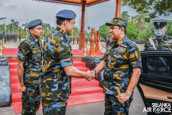 8TH
CONTINGENT OF UN PEACEKEEPING MISSION TO THE CENTRAL AFRICAN REPUBLIC
PASS OUT AT SLAF BASE KATUNAYAKE