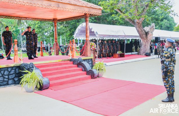 8TH
CONTINGENT OF UN PEACEKEEPING MISSION TO THE CENTRAL AFRICAN REPUBLIC
PASS OUT AT SLAF BASE KATUNAYAKE