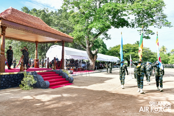 9TH CONTINGENT OF UN PEACEKEEPING MISSION TO THE CENTRAL AFRICAN REPUBLIC PASS OUT AT SLAF BASE KATUNAYAKE