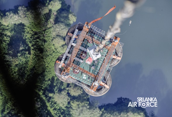 MI 17
HELICOPTER OF SLAF SUPPORTS VITAL INFRASTRUCTURE PROJECT ON ADAM'S PEAK