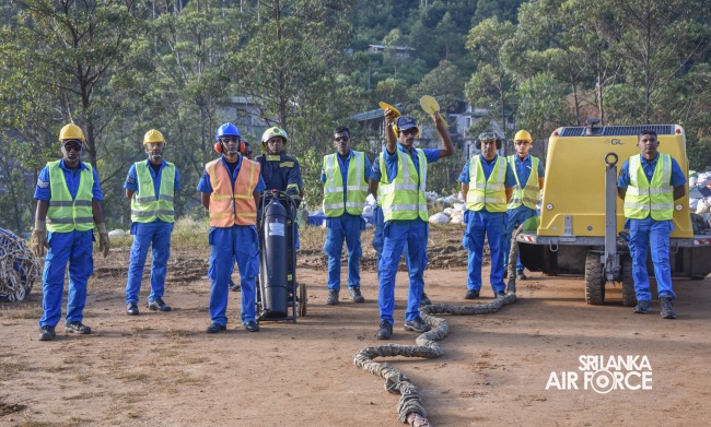 MI 17
HELICOPTER OF SLAF SUPPORTS VITAL INFRASTRUCTURE PROJECT ON ADAM'S PEAK
