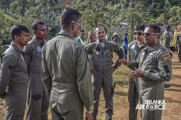 MI 17
HELICOPTER OF SLAF SUPPORTS VITAL INFRASTRUCTURE PROJECT ON ADAM'S PEAK