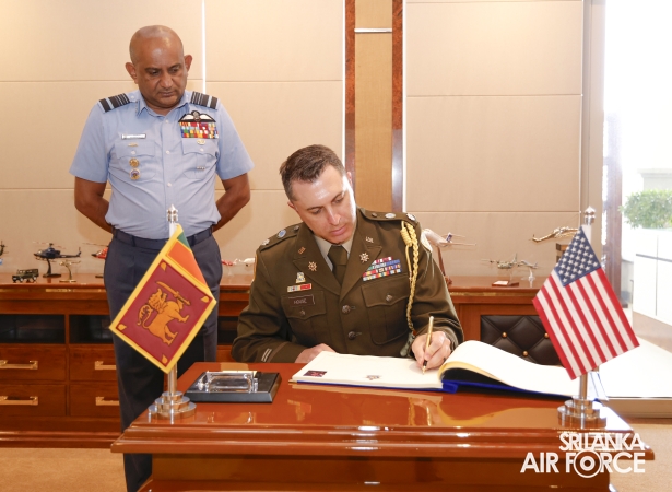 OUTGOING DEFENCE ATTACHÉ AT THE EMBASSY OF UNITED STATES OF AMERICA IN SRI LANKA CALLS ON THE COMMANDER