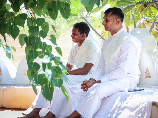 11TH SRI AVIATION CONTINGENT IN MINUSCA MARKS POSON POYA DAY WITH RELIGIOUS OBSERVANCES AT BRIA