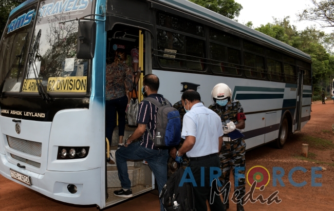 Civilians who complete Quarantine Leave for Homes from Vanni