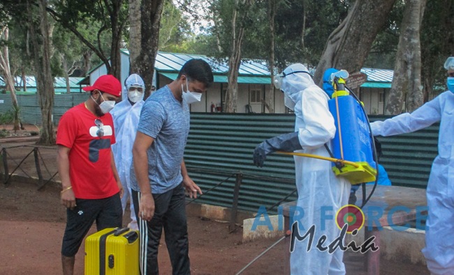 45 Civilians Who Completed Quarantine Leave for Homes From Vanni