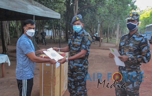 45 Civilians Who Completed Quarantine Leave for Homes From Vanni