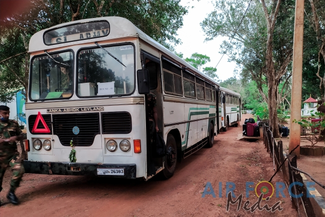 29 Civilians who Complete Quarantine Leave for Homes from Vanni