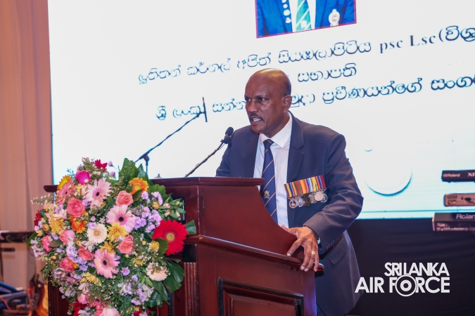 COMMANDER
ATTENDS THE 82ND ANNIVERSARY CELEBRATION OF THE SRI LANKA
EX-SERVICEMEN'S ASSOCIATION