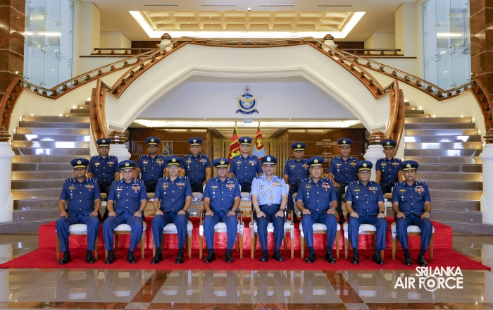 VICE CHIEF OF THE AIR STAFF OF THE INDIAN AIR FORCE CALLS ON COMMANDER OF THE SRI LANKA AIR FORCE