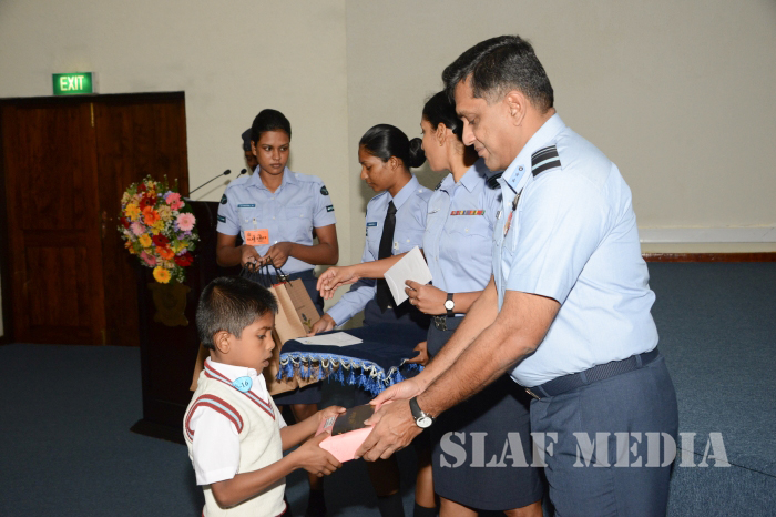 SLAF Viri Daru Diri Thilina