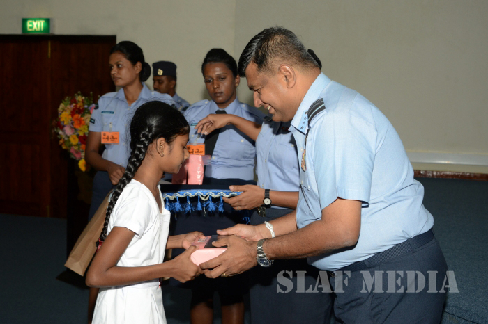 SLAF Viri Daru Diri Thilina