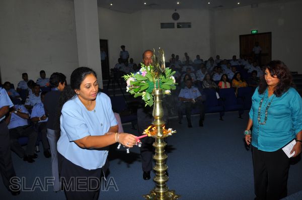 ‘Viru Daru Diri Thilina’ (Grants for Children with Special
Needs)
