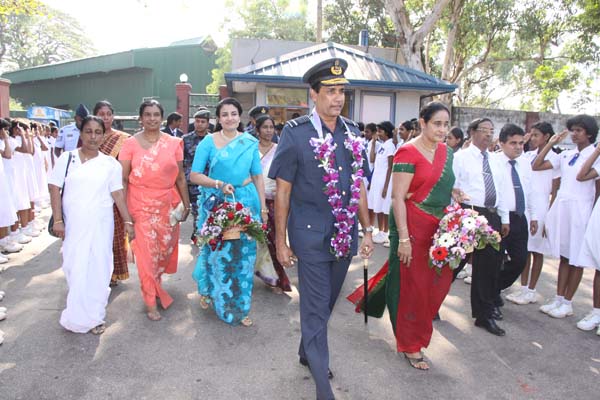 The Chief of Defence Staff Attends the ‘Vishaka Vidyalaya’ Sports Meet The Chief of Defence Staff Attends the ‘Vishaka Vidyalaya’ Sports Meet