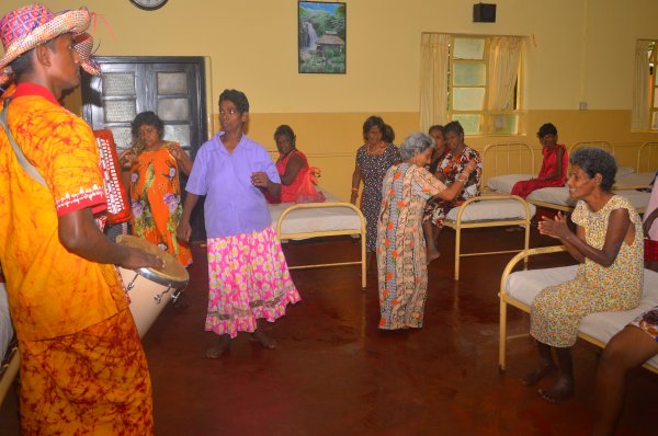 Visit to Ward No. 3 of Mulleriyawa Hospital