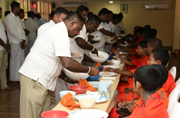 New Station Headquarters Building at Weerawila Declared Open by the Commander