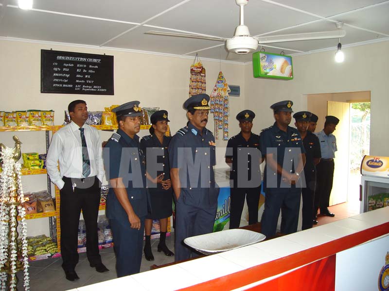 කටුකුරුන්ද කඳවුරේ සේවා හා සිවිල් පුද්ගලයින්ගේ සුභ සාධනය ඉහලනංවයි