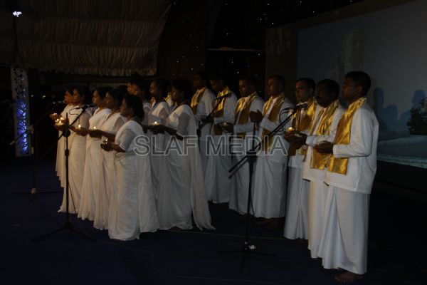 Wesak Bathi Gee Saraniya 2012