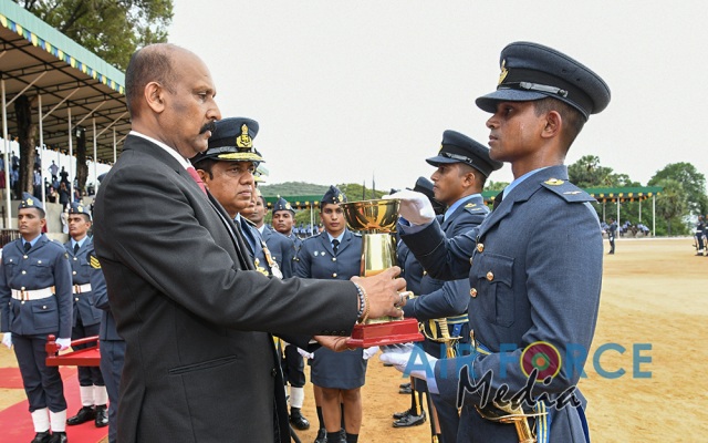 First Batch of Female Pilots Commissioned and Take Wings at Air Force Academy China Bay