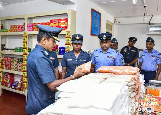 COMMANDER'S INSPECTION OF SLAF STATION WEERAWILA