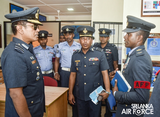 COMMANDER'S INSPECTION OF SLAF STATION WEERAWILA