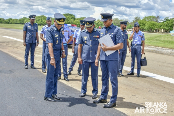 COMMANDER'S INSPECTION OF SLAF STATION WEERAWILA