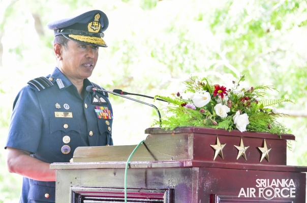 COMMANDER'S INSPECTION OF SLAF STATION WEERAWILA