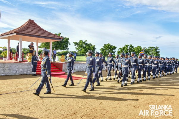 COMMANDER'S INSPECTION OF SLAF STATION WEERAWILA