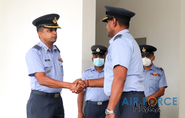 CHANGE OF COMMAND AT SLAF STATION WEERAWILA