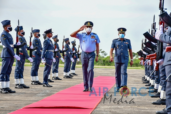 New Medical Ward Complex and Officers’ Accommodation Block Declared Open by the Commander at Weerawila