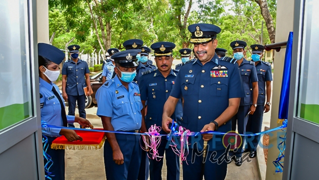 New Medical Ward Complex and Officers’ Accommodation Block Declared Open by the Commander at Weerawila