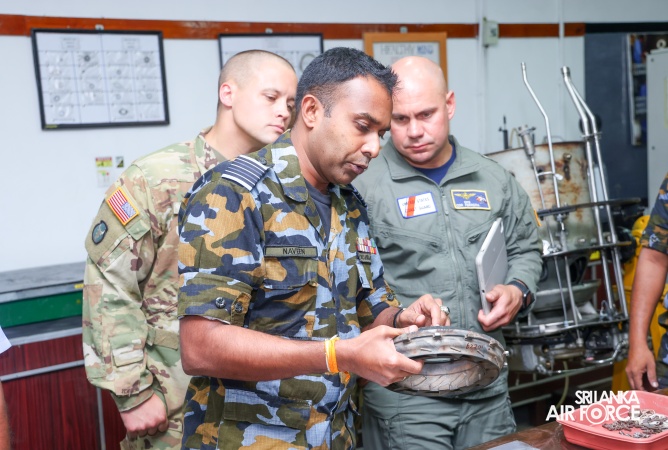 SLAF CONCLUDES SUCCESSFUL HELICOPTER SMEE PROGRAMME WITH MONTANA NATIONAL GUARD AND US COAST GUARD