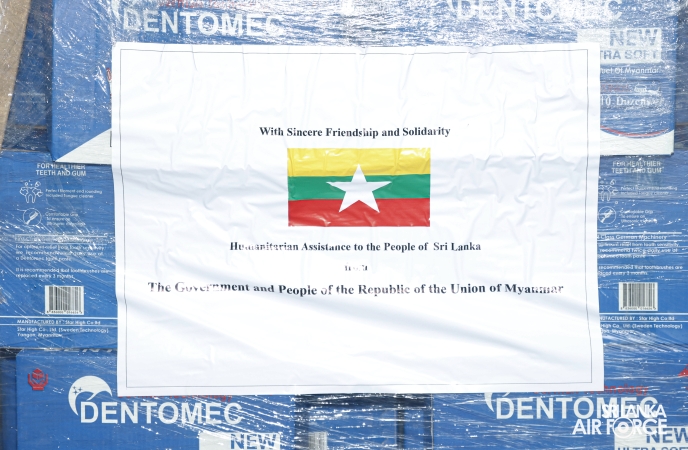 MYANMAR AIR FORCE (MAF) Y-8 AIRCRAFT ARRIVES IN SRI LANKA WITH HUMANITARIAN RELIEF